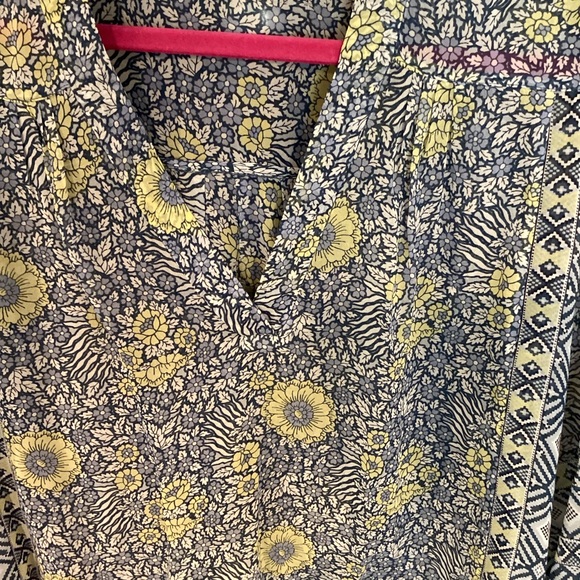 Joie Voile Silk Peasant Blouse EUC Sheer flowy - Picture 3 of 12